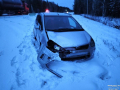 Ford из-за заноса сбил насмерть женщину на обочине трассы Тюмень-Ханты-Мансийск