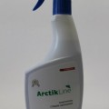 Очиститель следов насекомых Arctik Line AntiMosquitoes - профессиональное средство для быстрого и легкого удаления остатков насекомых со стекол, пластиковых и хромированных бамперов, капота, решеток радиатора. Обладает высокой очищающей способностью.