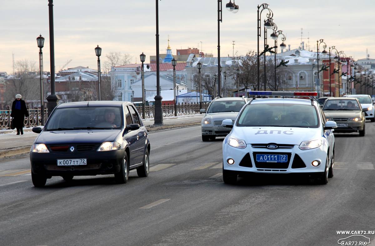 Сколько автомобилей в тюмени