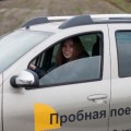 Инструкторы автошколы соревновались между собой на автодроме