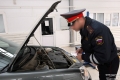 Сотрудник ГИБДД поставил на учет иномарку без осмотра автомобиля