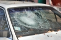 19-летняя пьяная тюменка топором разбила лобовое стекло у автомобиля
