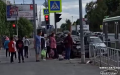 Пьяный водитель, поехавший за женой, врезался в ограждение (Видео)