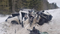 Водитель пикапа погиб в ДТП с фурой и внедорожником на трассе Тюмень-Ханты-Мансийск