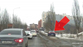 Водителя Kia оштрафовали за езду по тротуару на ул. Камышинской