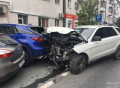 Мерседес таранил другие машины на ул. Советской. 7 машин пострадало.