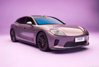 GAC и Huawei представили бренд Aistaland и первую модель GT7