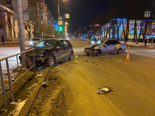 Мама с годовалым сыном пострадали вчера в ДТП на ул. Максима Горького. 