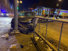 Мама с годовалым сыном пострадали вчера в ДТП на ул. Максима Горького. 