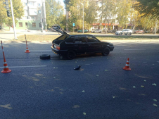 18-летний новичок на тонированном не по ГОСТ авто сбил 38-летнюю женщину 