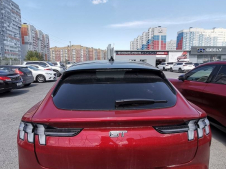 Электрический Ford Mustang Mach-E GT 