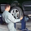 "АвтоКанцлер" www.autokanzler.ru  Шиномонтаж. Владельцы карт "Дорогой клиент" обслуживаются по записи и вне очереди.  У кого нет карты в порядке живой очереди.  Тюмень, ул. Аккумуляторная , 4а  +7 (3452) 60-18-40, +7 (3452) 64-76-34  i