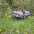 Автомобиль ВАЗ2115 опрокинулся в кювет в селе Шорохово Исетского района. 38-летний водитель был пьян, у него травма головы и рваные раны. Еще один автомобиль под управлением пьяного водителя съехал в кювет и опрокинулся в Упоровском районе. 56-летний води
