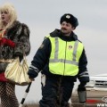  сюжет из передачи "НашаРаша" на ТНТ, где ГАИшник и путана работали вместе на одном участке дороги