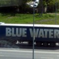 Все помнят шутку из детства про перевод фразы "Голубая вода"? Она реально существует!