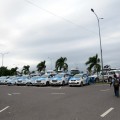 По прилету во Вьетнам на парковке около аэропорта можно заметить много разноцветных такси. Вьетнамцы небольшие ростом, 160-165 см, и поэтому много автомобилей c шашечками класса Kia Picanto Daewoo Matiz.