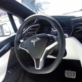 Tesla Model X впервые в Тюмени! Пока только проездом.