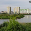 Вид на  Лесобазу с другого берега озера Оброчное