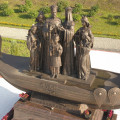 В Тюмени появился памятник семье российского императора Николая II.