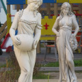Статуи на аллее сказок