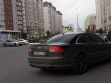 Audi S8 E045BA199