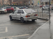 Лада (ВАЗ)  E937YT72