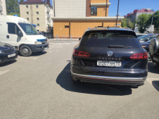 Volkswagen Touareg B007HM72