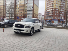 Infiniti QX80 T958CB72