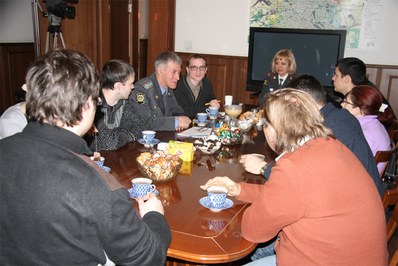 Геннадий Лоточкин встретился с представителями Интернет-изданий и автофорумов