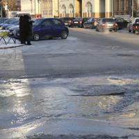 коммунальная авария на перекрестке Хохрякова-Водопроводная