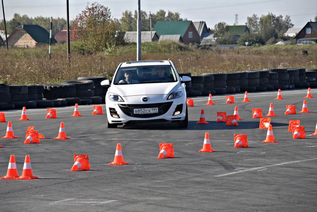 Новая Mazda3  Zoom-zoom!
