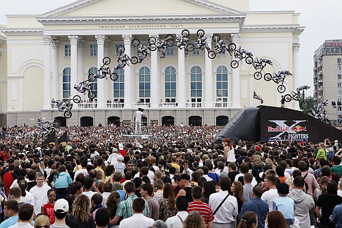 Red Bull X-Fighters Exhibition Tour в Тюмени